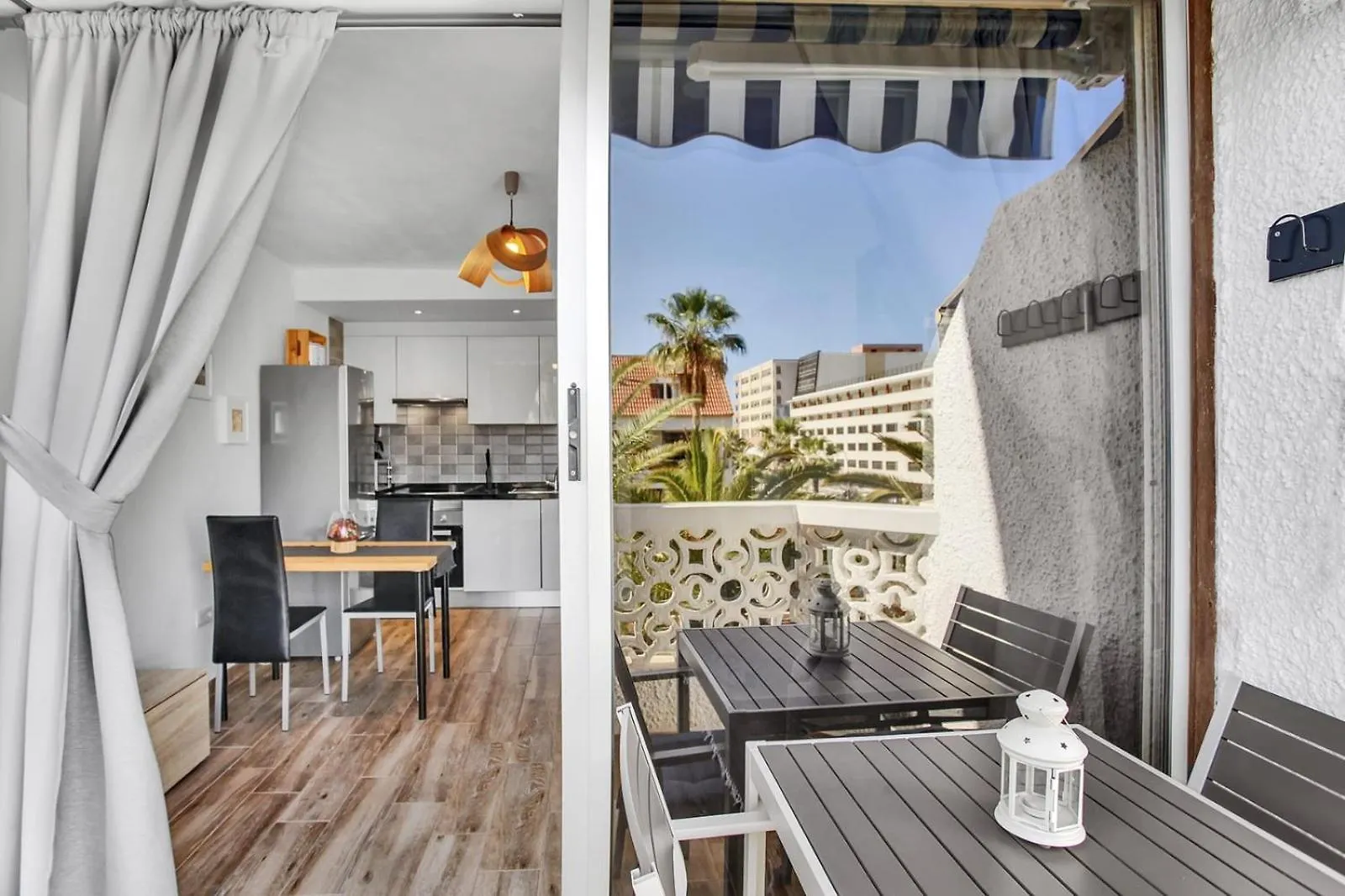 Modern Apartment In Playa De Las Americas Spanien