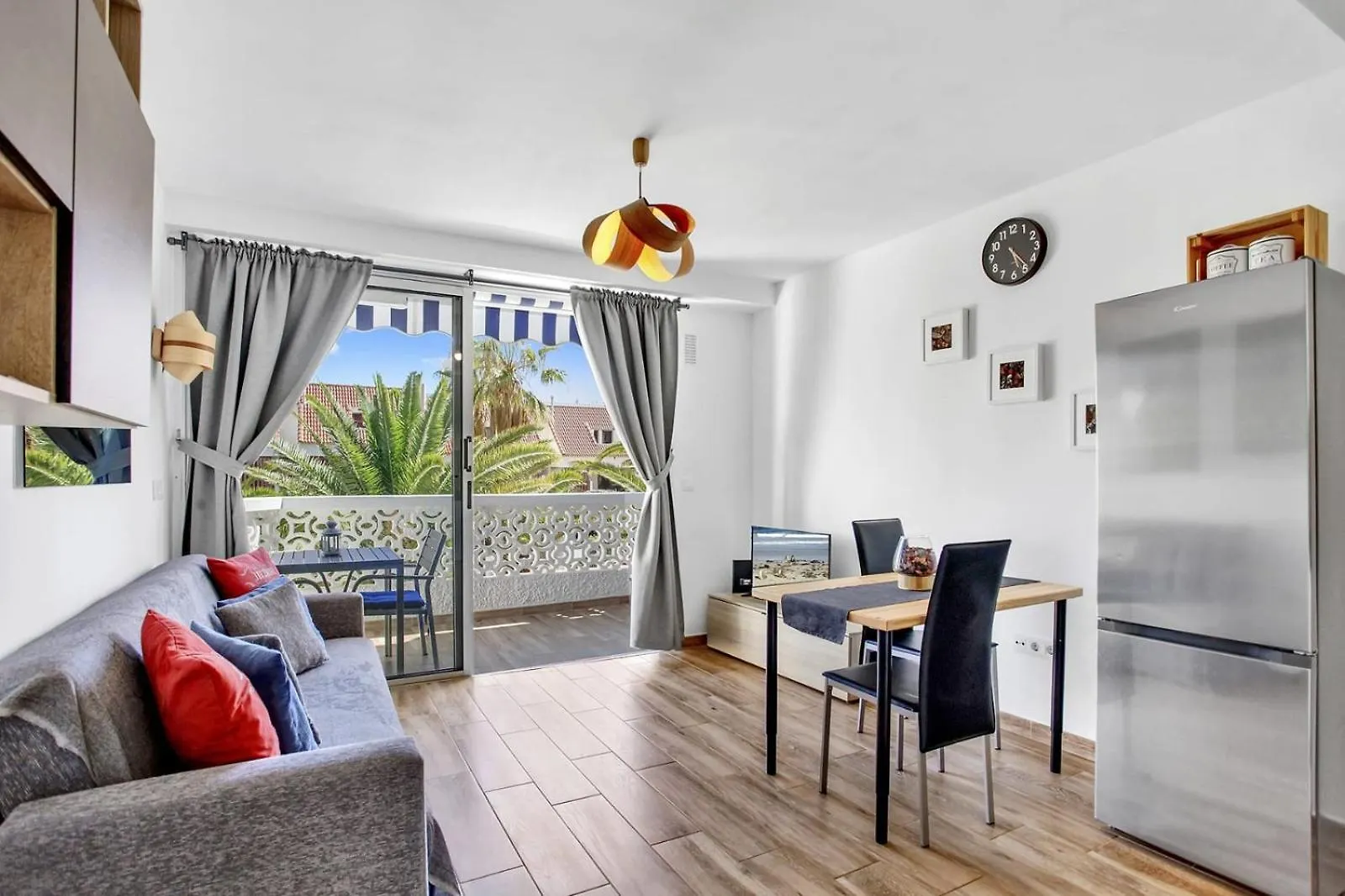 Modern Apartment In Playa De Las Americas